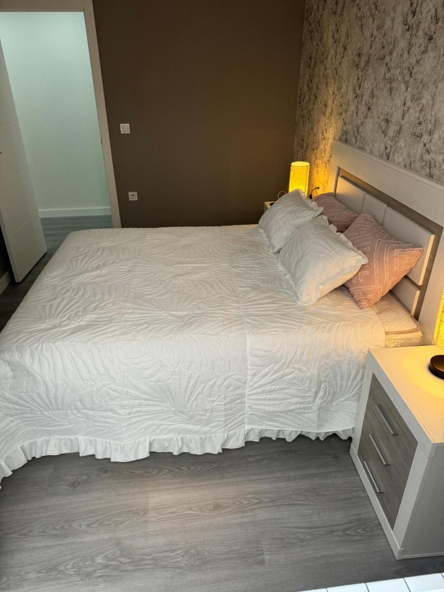 Logrono Centro A Estrenar Wifi Impecable Apartment Ngoại thất bức ảnh